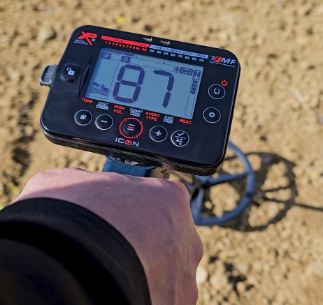 XP ICON Metal Detector Lightweight Wireless Multi-Frequency Detector with FMF® Technology