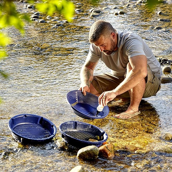 XP Gold Pan Premium Kit With 11" & 15" Gold Pans, 2 Gold Classifiers and Prospecting Accessory Kit